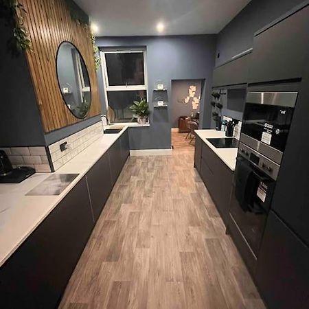 Modern 5 Bedroom Terraced Luxurious House Колвин Бэй Экстерьер фото