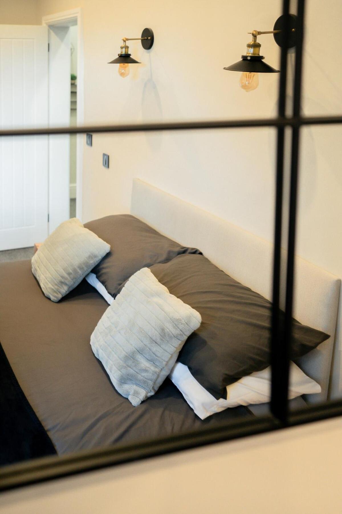 Modern 5 Bedroom Terraced Luxurious House Колвин Бэй Экстерьер фото